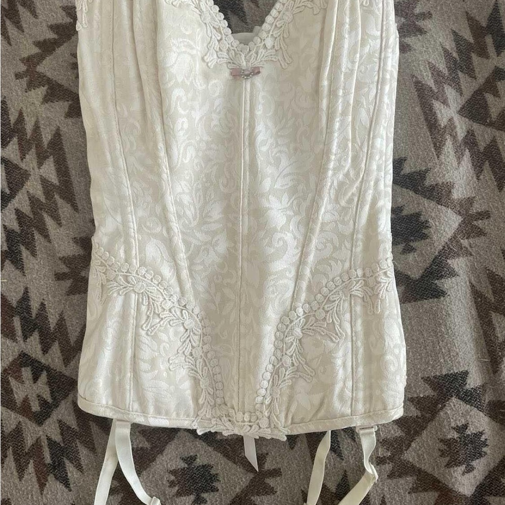 Elegant Cream Bustier / Corset
